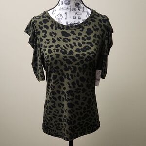 New York & Company Green & Black Leopard Animal Print Puff Ruffle Short Sleeve